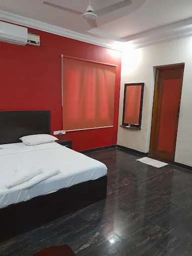 Image of: The Alp Hotel in Madurai 2