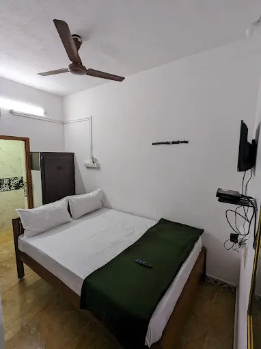 Image of: Vrv Residency Budget Stay in Mattuthavani 2