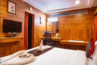 Image of: Johns Hotel in Mattuthavani
