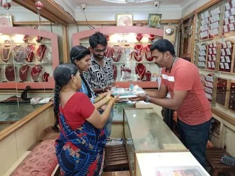 Image of: Balan Jewellers In Madurai
