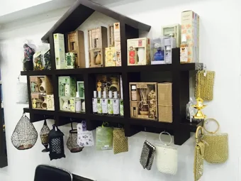 Image of: Narayana Pearls India Pvt Ltd In Anna Nagar