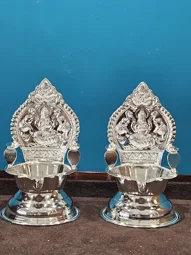 Image of: Sangam Jewellers In Koodal Nagar