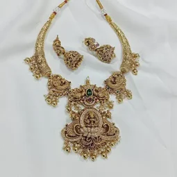 Image of: Sri Thirupathi Gold Covering In Madurai