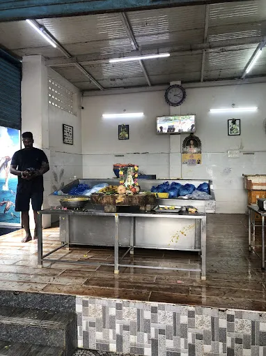 Image of: Srf Seafoods Hotel Supply Mart In Tallakulam