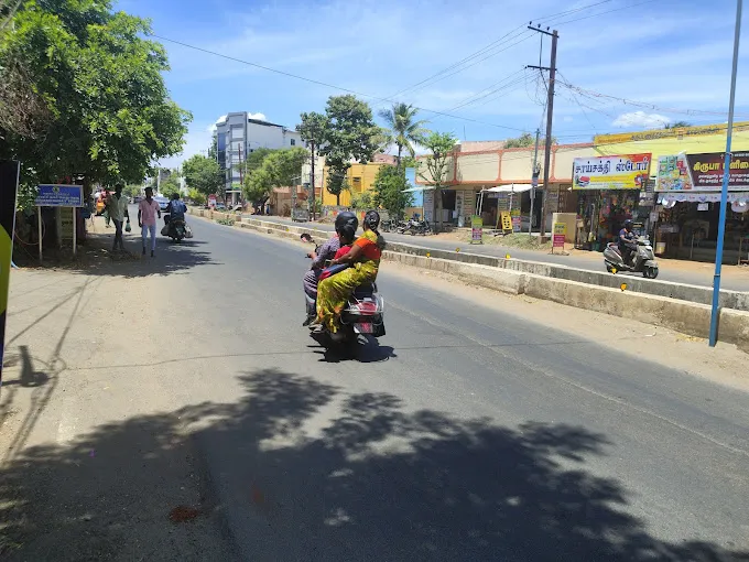 Image of: Aathiran Bikes And Cars In Iyer Bungalow 7