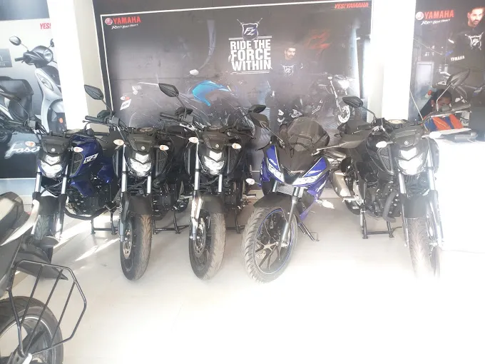 Image of: Menaka Motors Yamaha In Madurai