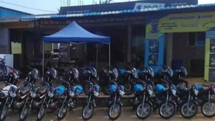 Image of: Rk Bajaj In Vilangudi