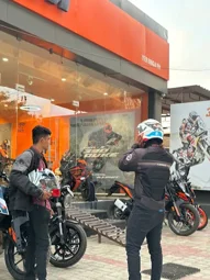 Image of: Ktm Husqvarna In Iyer Bungalow