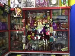 Image of: Friends Fancy in Madurai