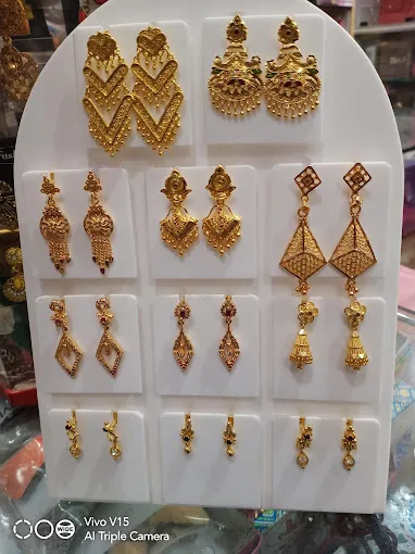 Image of: Meenakshi Gift N Statinory in Reserve Line 2