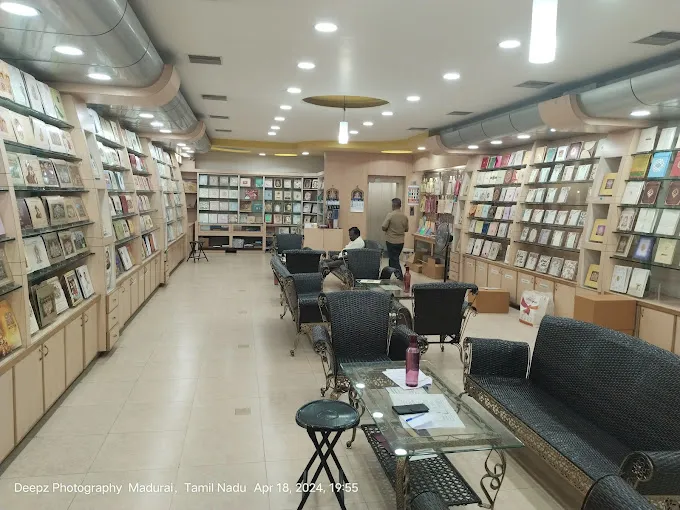 Image of: Lovely Cards In Anna Nagar 7