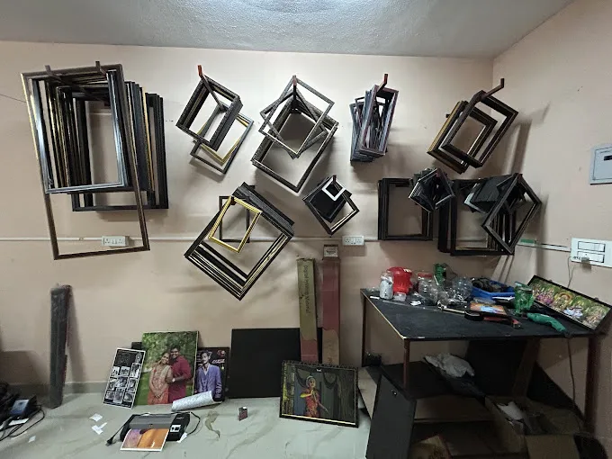 Image of: T2D Gifts Frame In Madurai 3