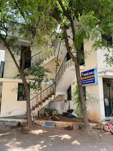 Image of: Vedha Reals in Andalpuram