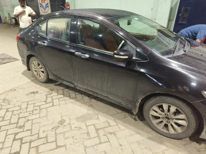 Image of: Selfie Cars Self Driven Car Rental Agency in Mahal 2