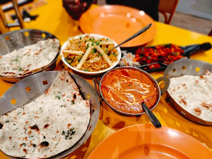 Image of: Cine Suvai Restaurant in Simmakkal 4
