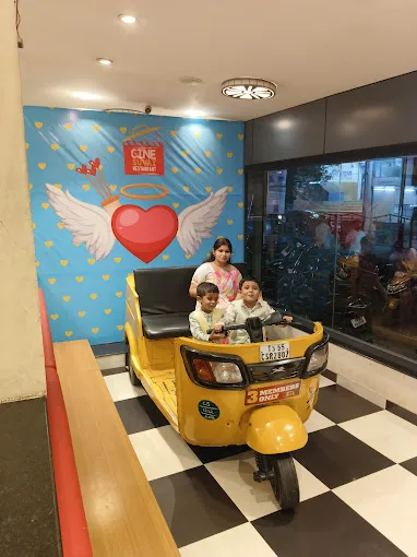 Image of: Cine Suvai Restaurant in Simmakkal 7