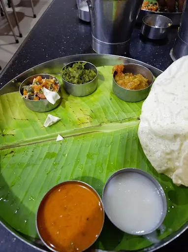 Image of: Hotel Aanandas Pure Veg Restaurant in Madurai 3