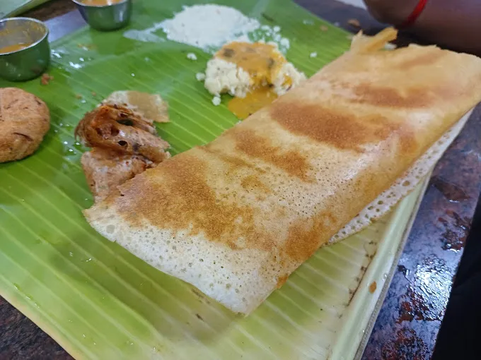 Image of: Hotel Gowri Gangga Restaurant in Madurai 6