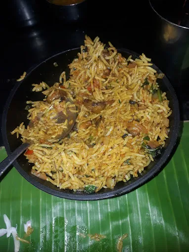 Image of: Hotel Saravanass in Koodal Nagar 3
