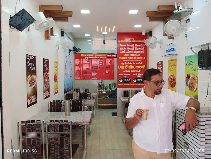 Image of: Indian Delights Family Restaurant in Madurai 5