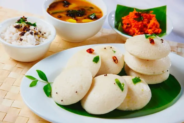 Image of: Kaaleeswari Idile Kadai in Mahal