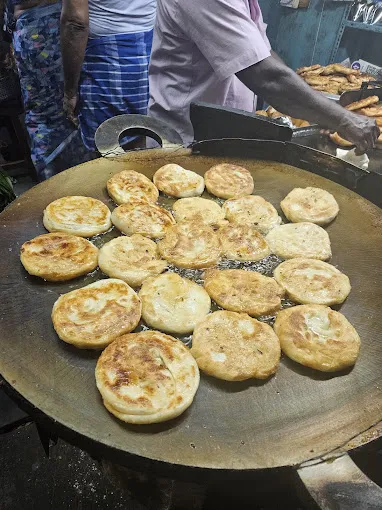 Image of: Muthukumar Bun Parotta Kadai in Mahal 2