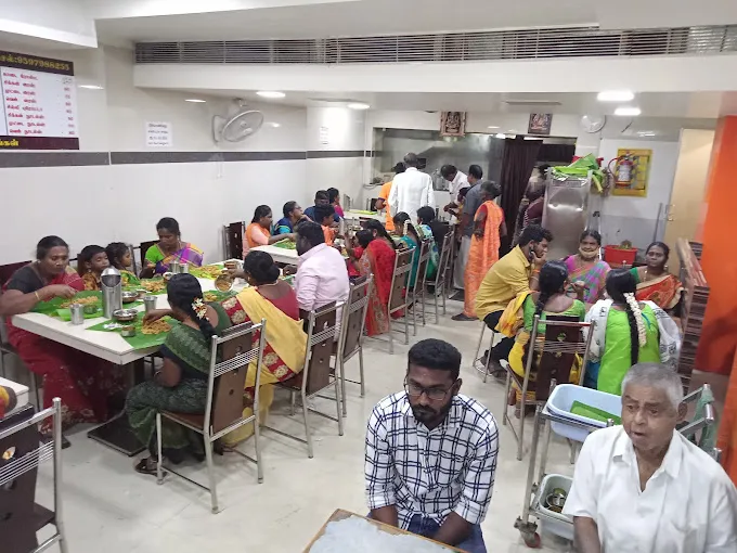 Image of: New Saravana Chettinadu Mess in Madurai