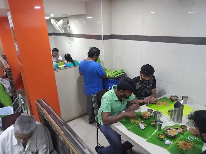 Image of: New Saravana Chettinadu Mess in Madurai 6