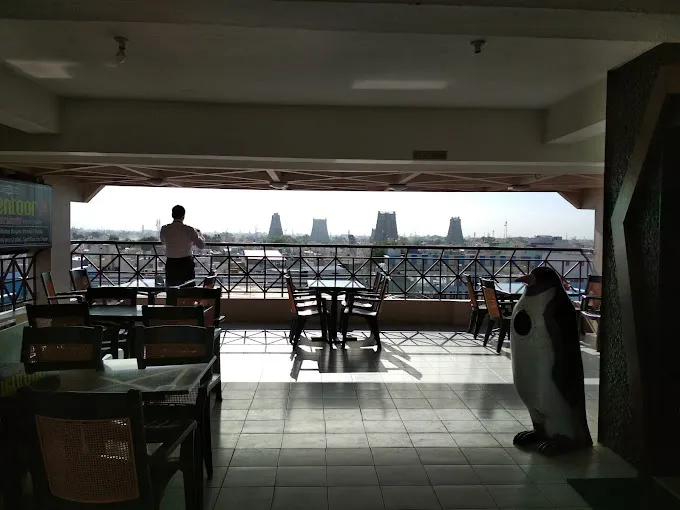 Image of: Restaurant Chentoor The Emperor in Madurai 5