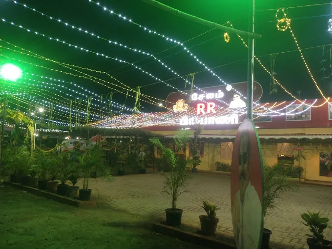 Image of: Salem R R Biriyani in Madurai 2