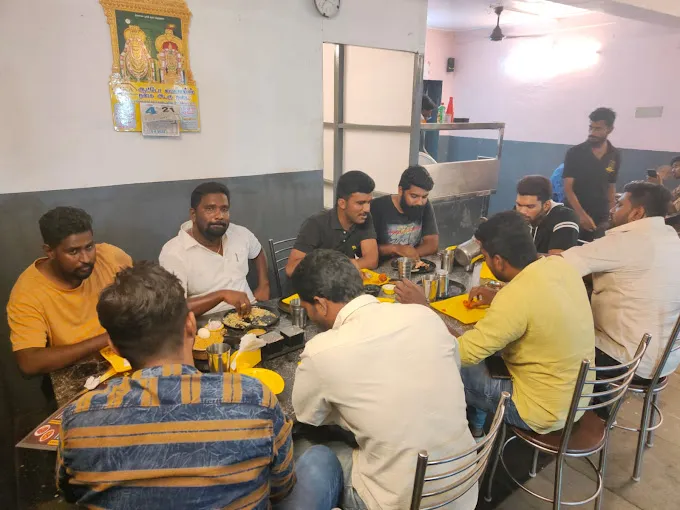 Image of: Second Wife Foodies in Mahal