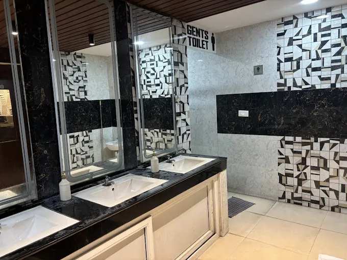 Image of: Shanmuga Multi Cuisine Restaurant in Madurai 7