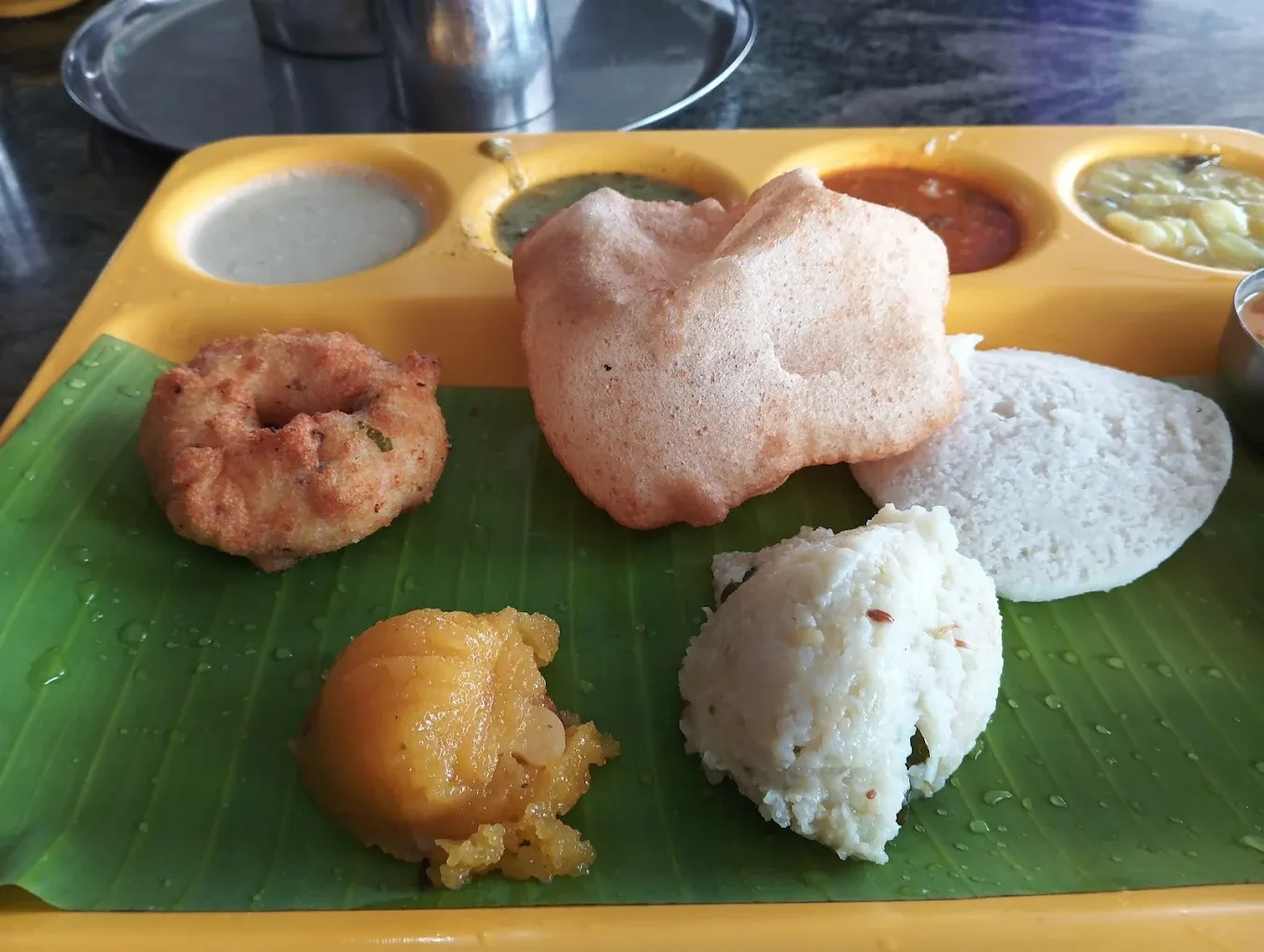 Image of: Sri Kamatchi Restaurant in Madurai 2