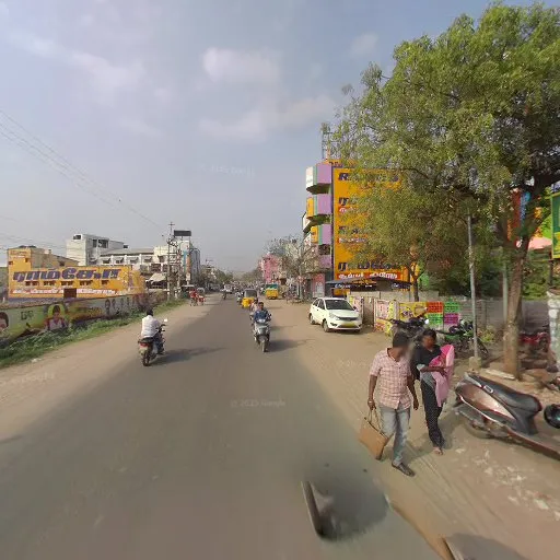 Image of: Sri Meenakshi Hotel in Koodal Nagar