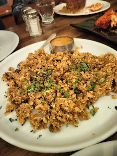Image of: Aarthy Driveinn Restaurant in Thiruparankundram 2