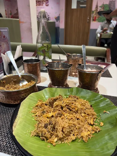 Image of: Aasife Biriyani in Mattuthavani 2