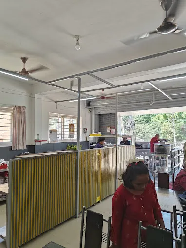 Image of: Anand Mess in Kochadai 4