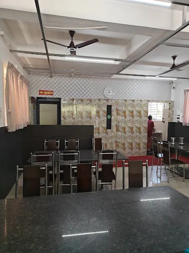 Image of: Anand Mess in Kochadai 5