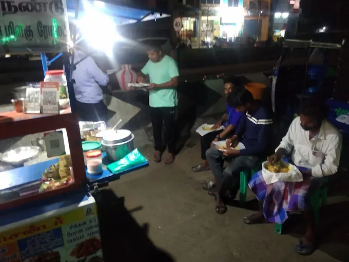 Image of: Angaala Easwari Tiffen Center in Arappalayam 7