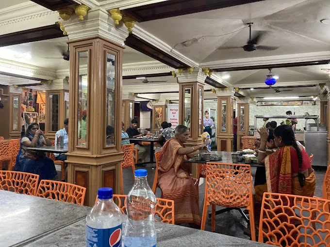 Image of: Annameenakshi Restaurant in Madurai