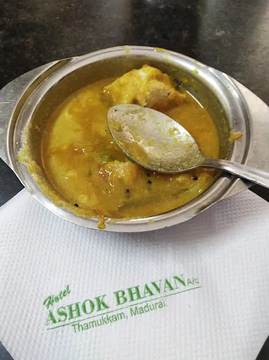 Image of: Ashok Bhavan Veg Restaurant in Alwarpuram 6