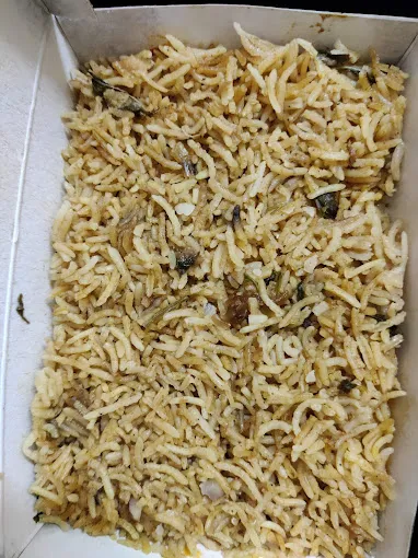 Image of: Behrouz Biryani Arignar in Madurai 3