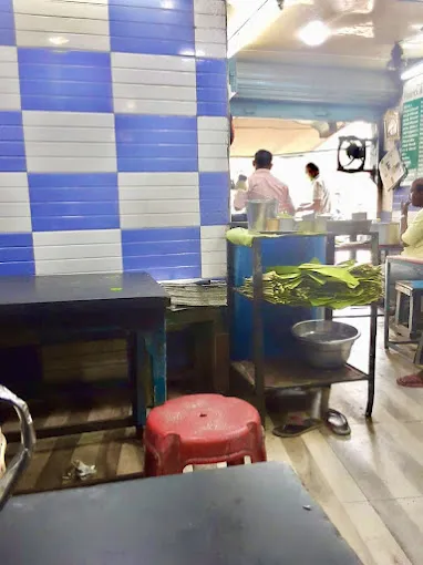 Image of: Bukari Hotel in Shenoy Nagar 5