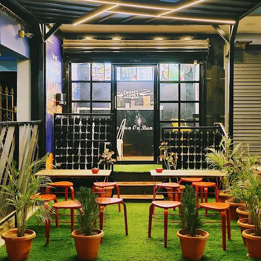 Image of: Cheesy Juicy Burgers in Anna Nagar 2