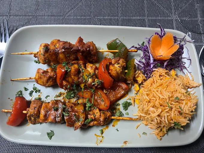 Image of: Cibo Fine Dining in Shenoy Nagar 6