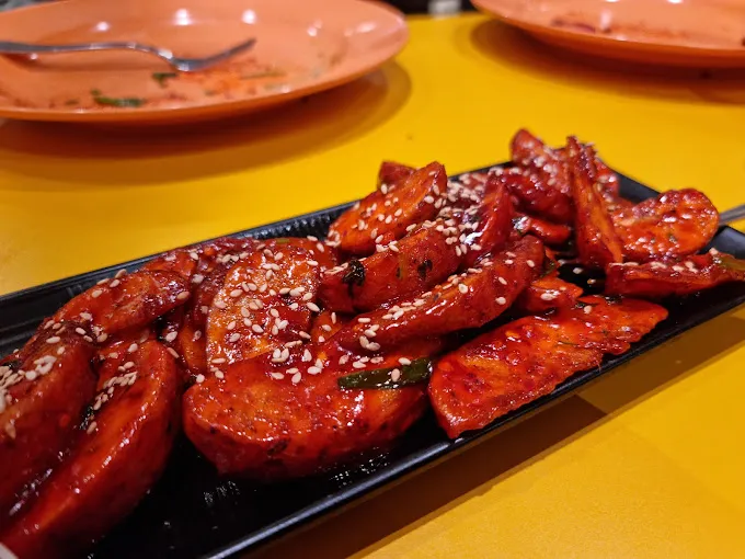 Image of: Cine Suvai Restaurant Multicuisine Restaurant in Simmakkal 2