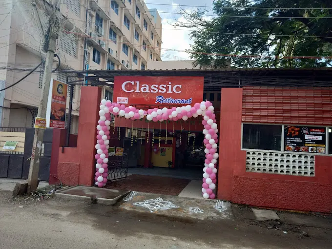 Image of: Classic Restaurant in S S Colony 6