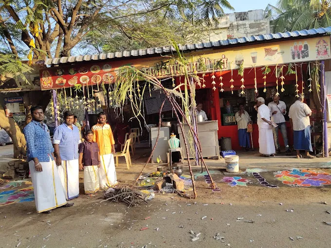 Image of: Corner Coffee Bar in Ellis Nagar