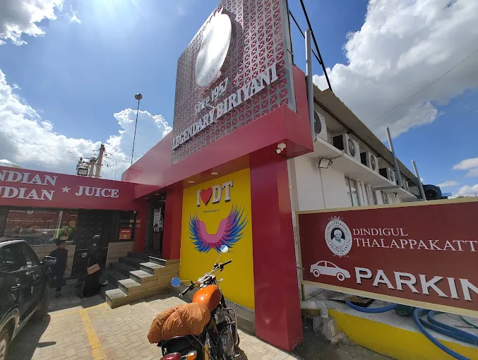 Image of: Dindigul Thalappakatti Restaurant in Madurai 4