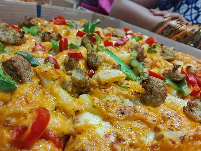 Image of: Dominos Pizza in Mahal